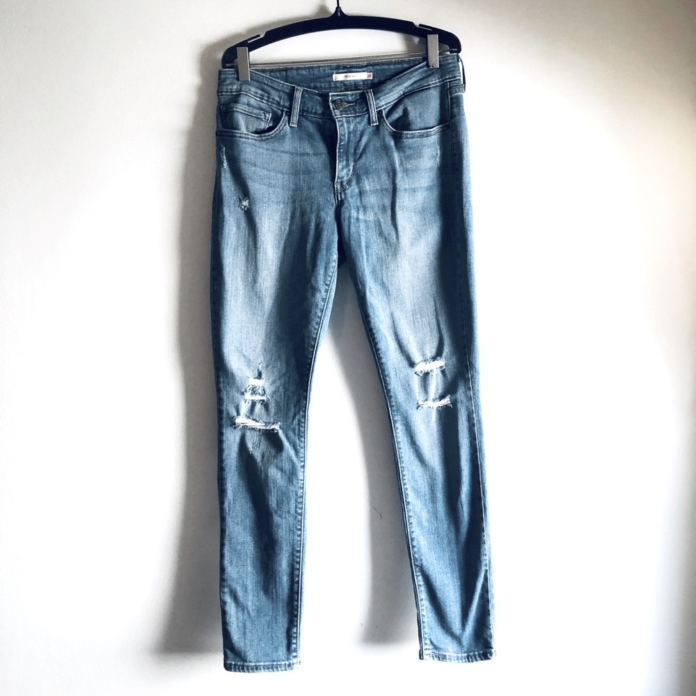 ❤️ Levi’s 711 Skinny Distressed Denim